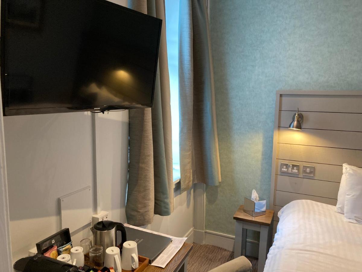 West Port Hotel Лінлітґоу Екстер'єр фото